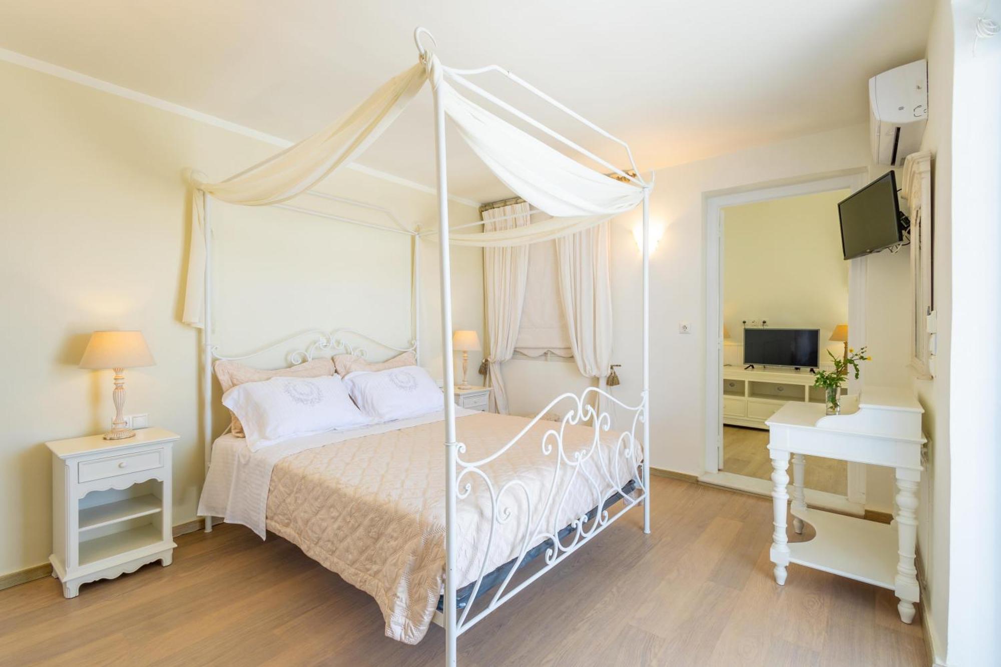 Kymata Hotel Naxos City Екстер'єр фото