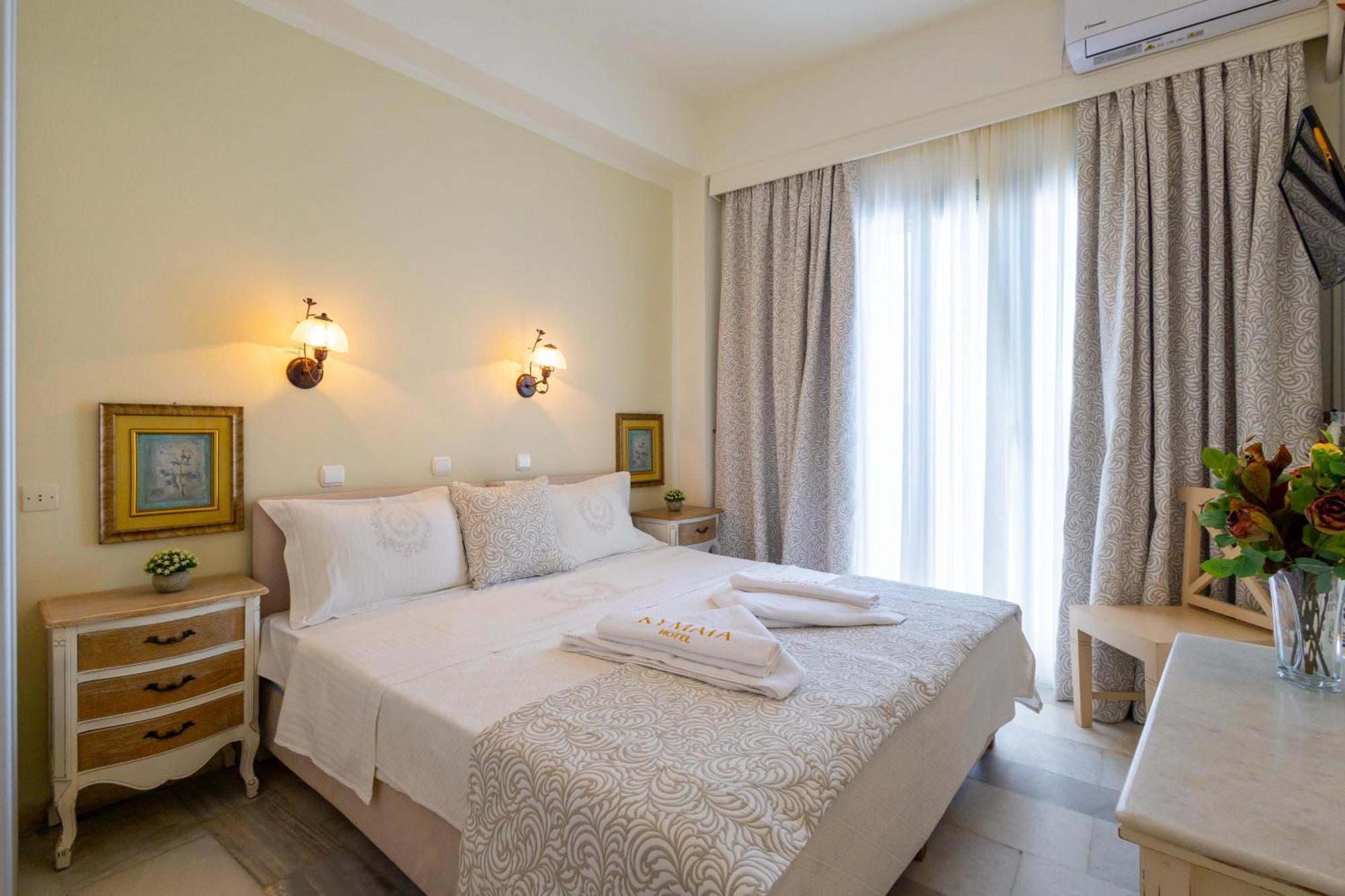 Kymata Hotel Naxos City Екстер'єр фото