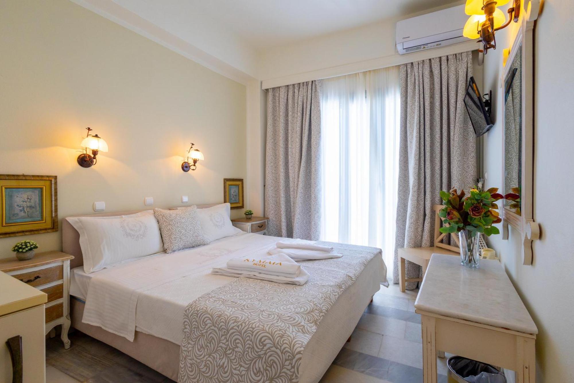 Kymata Hotel Naxos City Екстер'єр фото